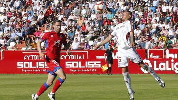 Acu&ntilde;a, durante un partido del Albacete contra el Numancia.