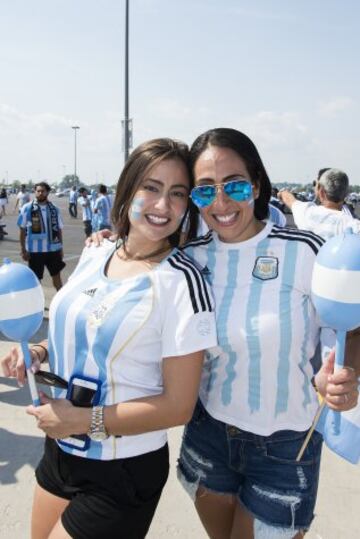 Color y belleza en la previa del Argentina-Chile por la final