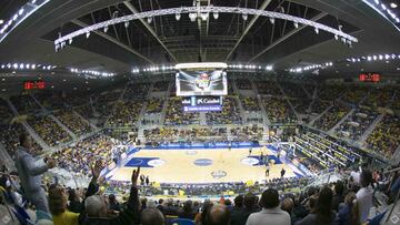 20/02/15 COPA DEL REY 2015 EN GRAN CANARIA
PARTIDO CUARTOS DE FINAL
HERBALIFE GRAN CANARIA - FIATC JOVENTUT
PABELLON GRAN CANARIA ARENA PANORAMICA VISTA GENERAL AFICIONADOS SEGUIDORES AMBIENTE
PUBLICADA 21/02/15 NA MA32 3COL