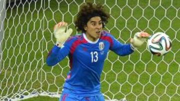 Guillermo Ochoa sonó para el Athletic cuando miró la diáspora