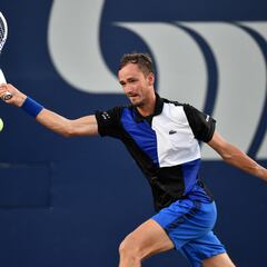 Medvedev vence a Berankis y pasa a semifinales en Los Cabos