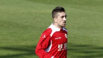 Pablo Hern&aacute;ndez, durante un entrenamiento con el Rayo Vallecano