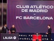 LAS ROZAS (MADRID), 06/02/2026.- Atlético de Madrid-Barcelona y Athletic Club de Bilbao-Real Sociedad son las dos eliminatorias de semifinales de la Copa del Rey, según deparó el sorteo celebrado este viernes en la Ciudad del Fútbol de Las Rozas (Madrid). EFE/ Javier Lizon