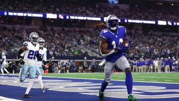 DK Metcalf consigue uno de sus tres touchdowns en su partido ante los Dallas Cowboys.