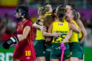 Las jugadoras de la selección australiana celebran el segundo conseguido durante el encuentro de semifinales.
