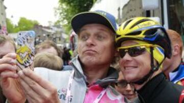 Oleg Tinkov se fotografía con Nicolas Roche.
