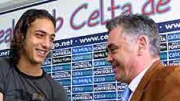 <b>PODRÍA DEBUTAR EL DOMINGO.</b> Miguel Angel Lotina, técnico del Celta, desea "contar con Mido el próximo domingo porque si puede estar para esta jornada, mejor. Es posible que no aguante noventa minutos pero seguro que va a jugar".