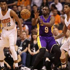 Por fin: los Lakers cortan a Deng y tendrán 37 millones en 2019