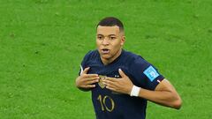 Despite his age, Kylian Mbappé is one of the names in the hat to take over from the Spurs stopper.