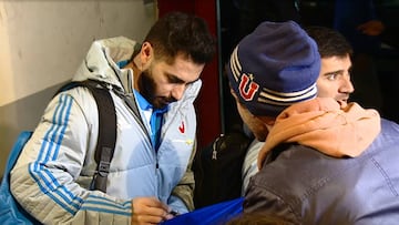 Fotos y autógrafos: así salió la U del Nacional tras remontada