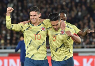 Polémica en Colombia por el posible fichaje de James Rodríguez al León 