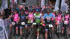 GRAF1496. MADRID, 01/06/2018.- La caravana ciclista de la Gaes Pilgrim Race, la carrera de bicicleta de monta&ntilde;a que une Madrid con Santiago de Compostela (1-7 de julio), ha echado a rodar este domingo con un pelot&oacute;n de 170 participantes, ent