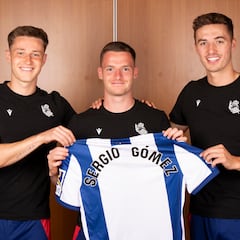 Oficial: Sergio Gómez ficha por la Real hasta 2030