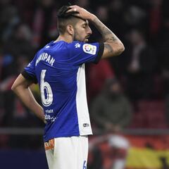 Maripán: "Tengo la cabeza en el Alavés y mi idea es jugar aquí"