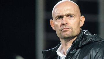 Keizer, el favorito para ser el técnico del Sporting de Portugal