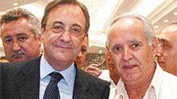 <b>LLAMADA A LOS SOCIOS. </b>Florentino confía en que el voto presencial despeje las dudas.