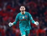 Soccer Football - Liga MX - Semi Final - Second Leg - Toluca v Monterrey - Estadio Nemesio Diez, Toluca, Mexico - December 6, 2025 Toluca's Hugo Gonzalez celebrates their first goal scored by Federico Pereira REUTERS/Eloisa Sanchez