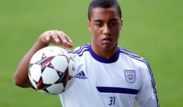 3. Yoeri Tielemans (Bélgica). Defiende los colores del Anderlecht y su posición es de centrocampista. 