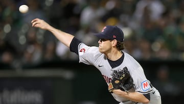 OAKLAND, CALIFORNIA - MARCH 28: Shane Bieber #57 of the Cleveland Guardians pitches against the Oakland Athletics in the second inning at Oakland Coliseum on March 28, 2024 in Oakland, California.   Ezra Shaw/Getty Images/AFP (Photo by EZRA SHAW / GETTY IMAGES NORTH AMERICA / Getty Images via AFP)