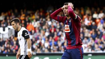 Kike Garcia of SD Eibar reacts during spanish La Liga match between Valencia CF vs SD Eibar at Mestalla stadium Stadium on April 29, 2018.