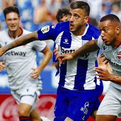 Joselu y Pacheco marcan la diferencia en Mendizorroza