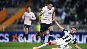 Luis Díaz guía a Porto en la victoria ante Portimonense