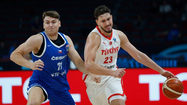 Sengun roza el triple-doble con una Turquía que se destapa