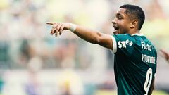 Vitor Roque, 20 partidos sin gol