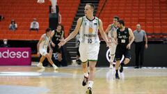 Klemen Prepelic durante el triunfo del Club Joventut Badalona sobre el Retabet Bilbao Basket (79-86) en la Jornada 2 de la Fase Final de la Liga Endesa 2020