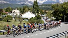 02 September 2020, France, Privas: The peloton rides during the 5th stage of the 107th edition of the Tour de France cycling race, 185 km from Gap to Privas. Photo: -/Pool BELGA/dpa  02/09/2020 ONLY FOR USE IN SPAIN