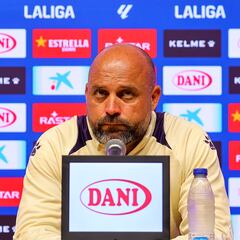 Manolo se inhibe y convoca a Aguado