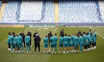 Entrenamiento del Real Madrid en el Etihad Stadium.