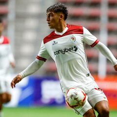 El puntero no cede en la B: triunfazo en el sur