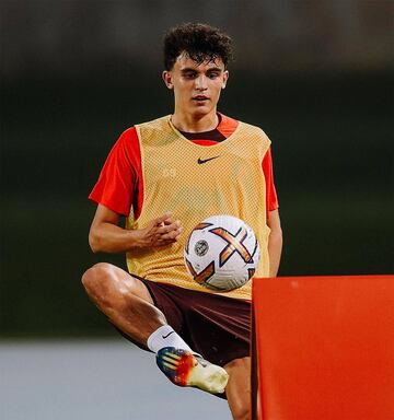 Luis Díaz volvió a entrenamientos en Liverpool. El colombiano hizo parte de la primera práctica del equipo de Jürgen Klopp en Dubái.