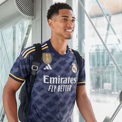 El Real Madrid desvela su segunda equipación en el viaje a Los Ángeles