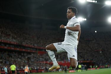 Rodrygo celebra el 2-1 del partido.