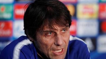 Conte: "El Barça es favorito; es una prueba de fuego"