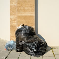 La Ley de Arrendamientos Urbanos lo deja claro: esto dice el artículo 20.4 si el casero te hace pagar la tasa de basuras