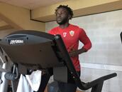 Lass no podrá jugar ante el Rayo por la 'cláusula del miedo'