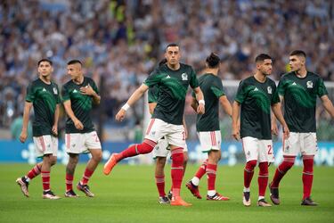 Para ‘Bora’ Milutinovic, la culpa en Qatar no solo fue del ‘Tata’ Martino, sino de todos