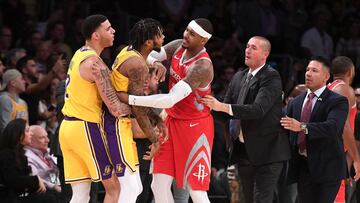 Carmelo quiere seguir en la NBA y niega una gira de despedida