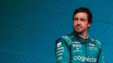 MIAMI, FLORIDA - MAY 07: Third placed Fernando Alonso of Spain and Aston Martin F1 Team celebrates on the podium during the F1 Grand Prix of Miami at Miami International Autodrome on May 07, 2023 in Miami, Florida. Chris Graythen/Getty Images/AFP (Photo by Chris Graythen / GETTY IMAGES NORTH AMERICA / Getty Images via AFP)