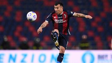 ¿Fue penal? Medel se enfrasca en una nueva polémica