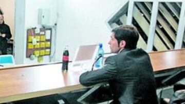 <b>SUS ÚLTIMAS PALABRAS. </b>Marcelino, en su última rueda de prensa tras el choque con el Athletic.