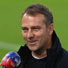 Flick condena los insultos a Salihamidzic