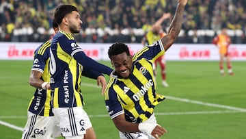 Jhon Durán frustra al Galatasaray