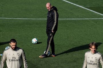 El entrenador franc¨¦s durante un entrenamiento en su segunda etapa como entrenador.