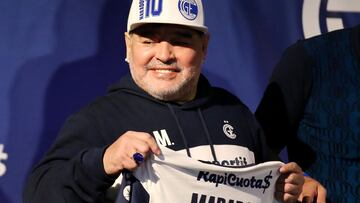 Nuevo parte médico de Maradona: podría ser trasladado a una casa