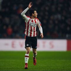 Hirving Lozano cumplió 50 partidos en la Eredivisie