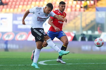 En 192 partidos, Colo Colo domina con 96 victorias (385 goles), contra 43 empates y 53 triunfos de Unión Española (273 goles).